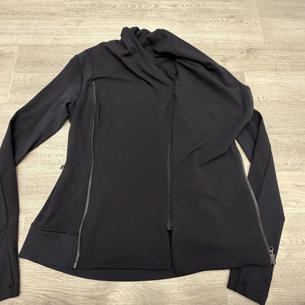 Lululemon Bhakti Yoga Jacket Womens 8 Black Asymmetrical Zip Luon Thumbholes - Picture 2 of 9
